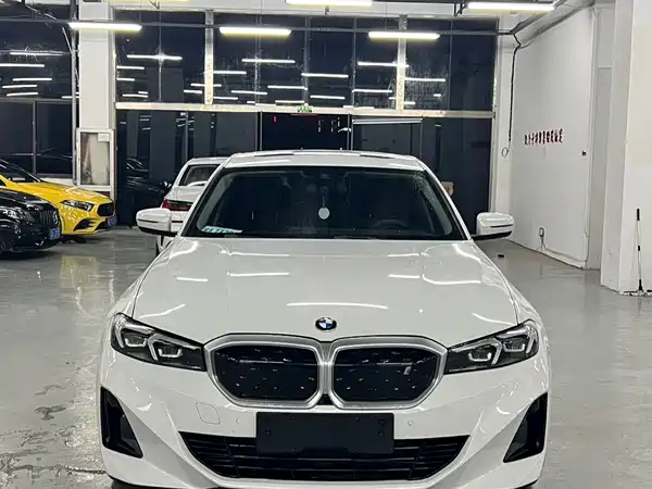 BMW i3 2023