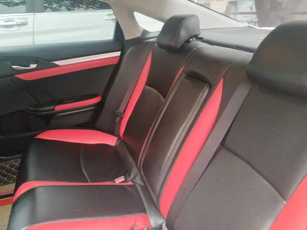 Honda Civic 2017 — фото 14