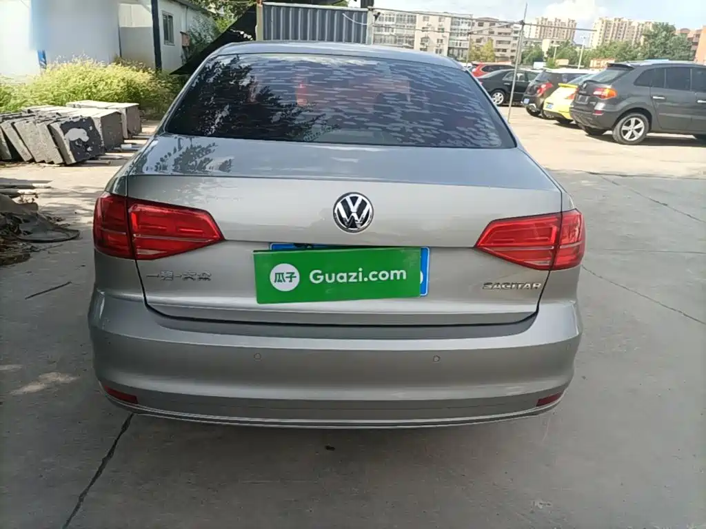 Volkswagen Sagitar 2017