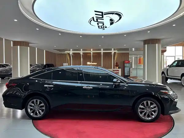 Toyota Avalon 2022