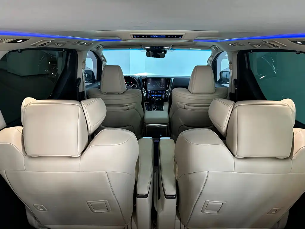Toyota Vellfire 2021 — фото 23