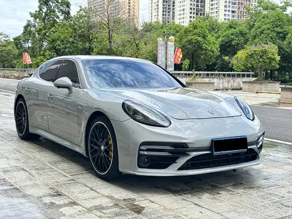 Porsche Panamera 2010