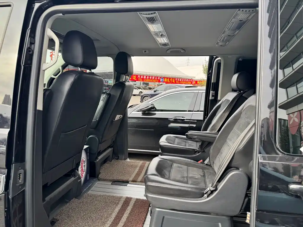 Volkswagen Multivan 2019 — фото 4
