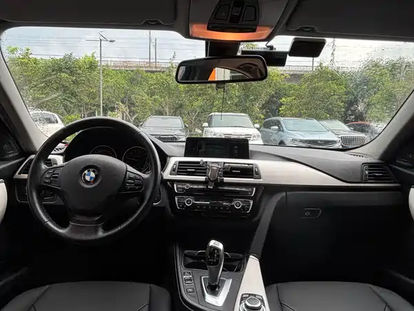 BMW 3 Series 2016