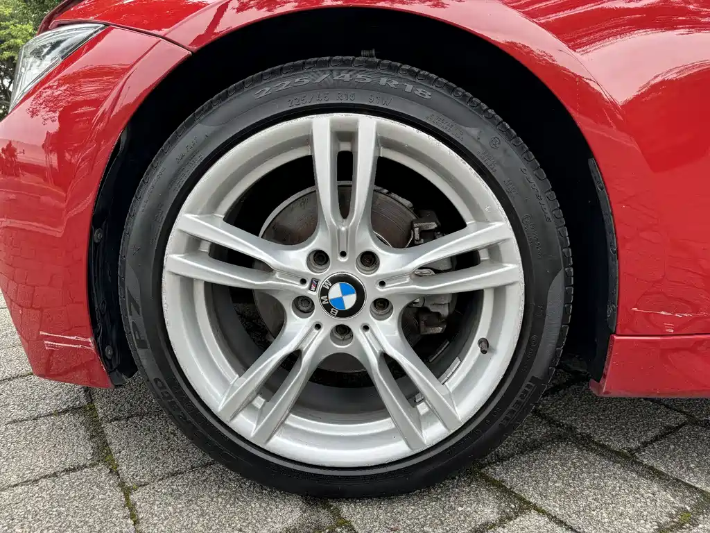 BMW 3 Series 2017 — фото 10