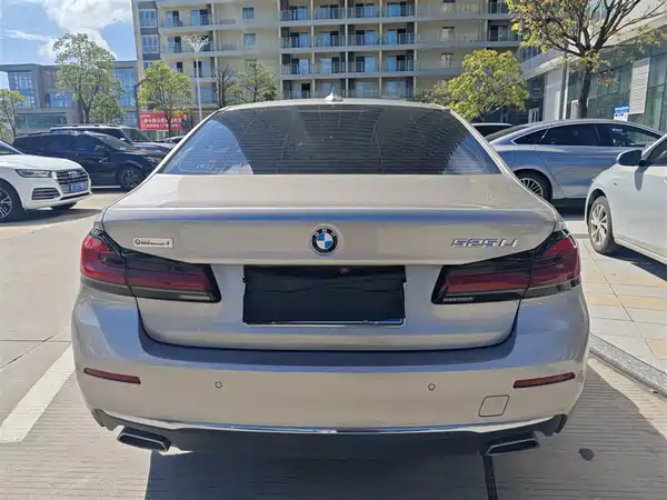 BMW 5 Series 2022