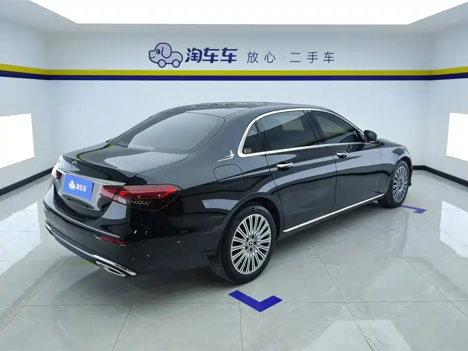 Mercedes-Benz E-Class 2023