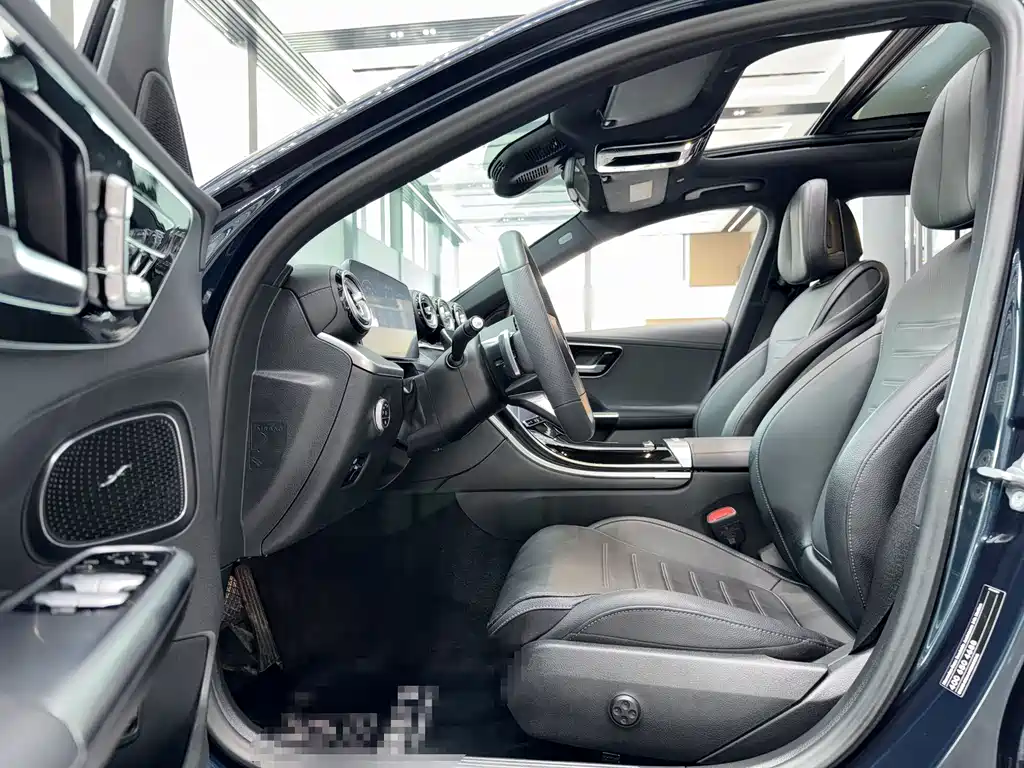 Mercedes-Benz C-Class 2022