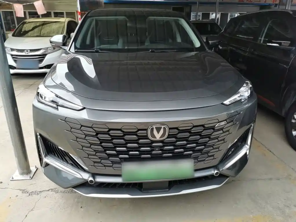 Changan UNI-K Smart Electronic Idd 2023 — фото 3