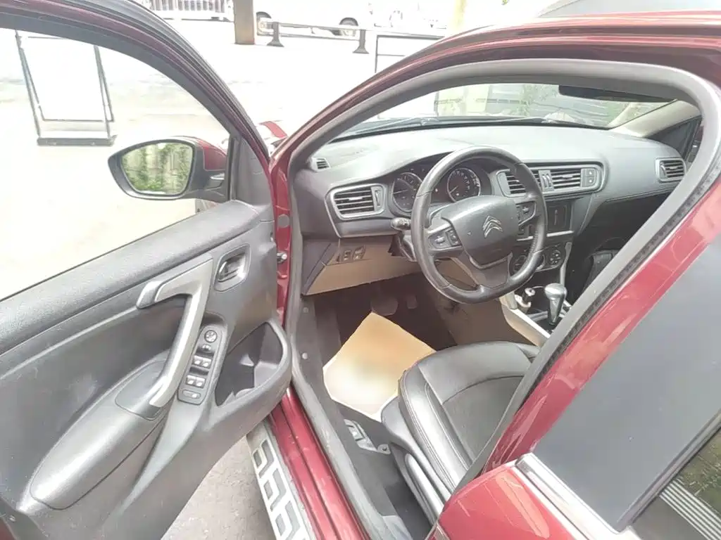 Citroen C3-XR 2015 — фото 16