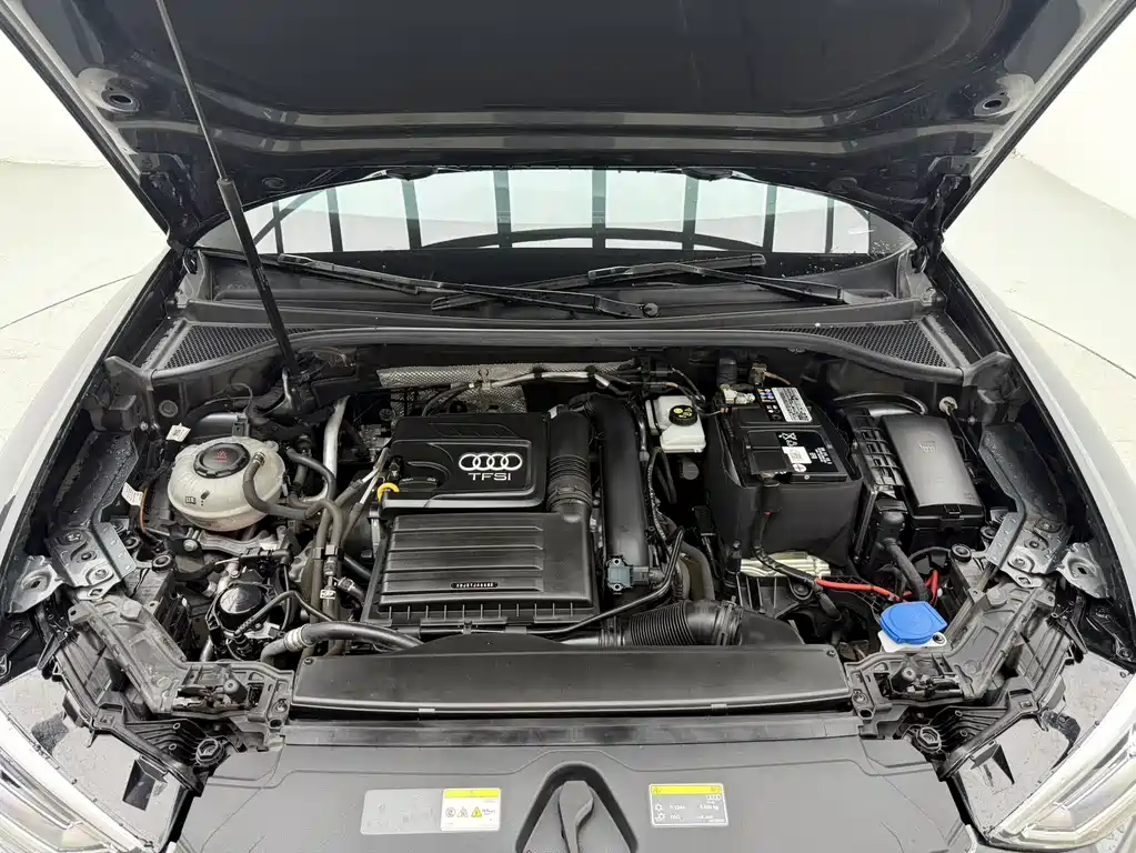 Audi Q3 2023 — фото 17