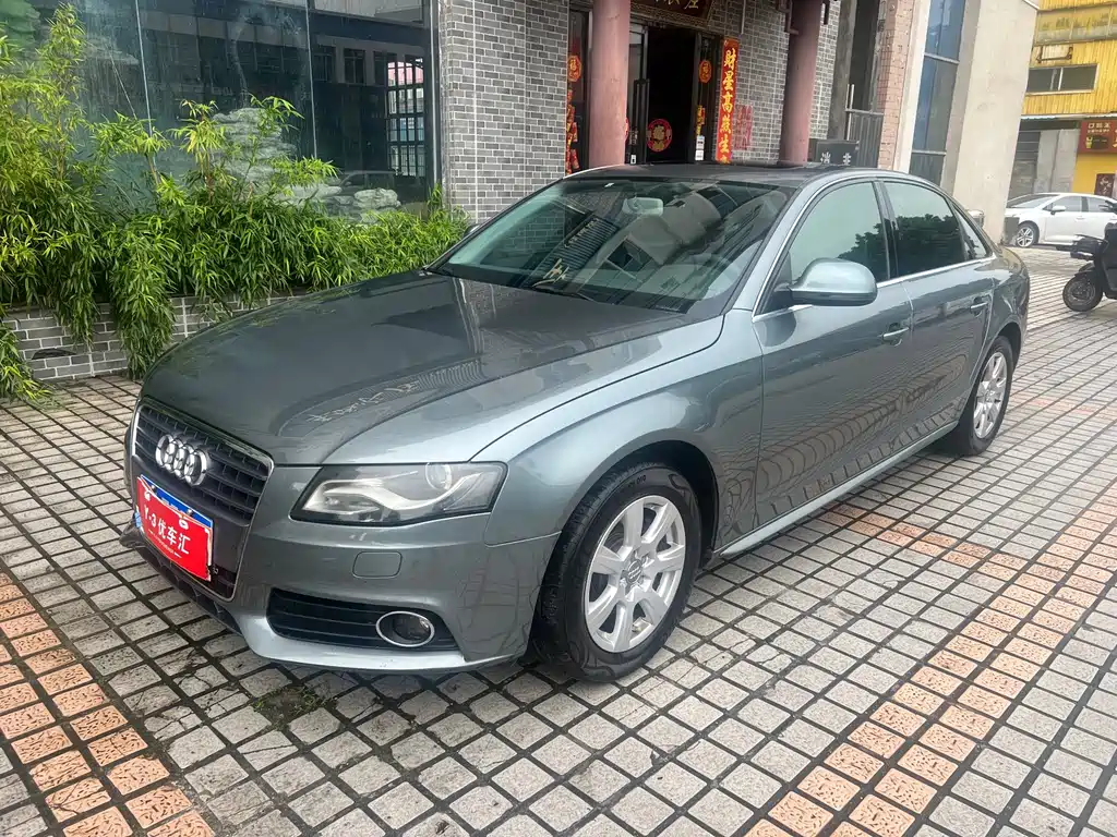 Audi A4L 2010