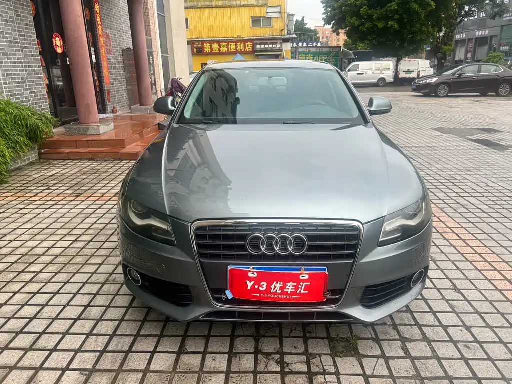Audi A4L 2010