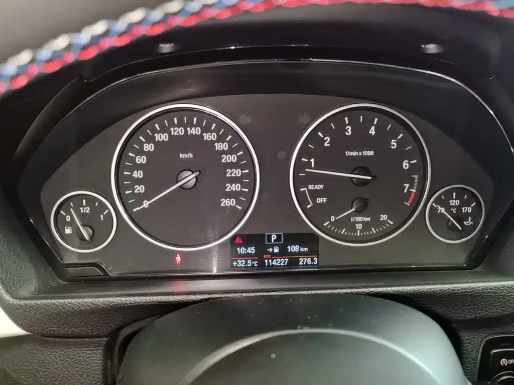 BMW 3 Series GT 2016 — фото 12