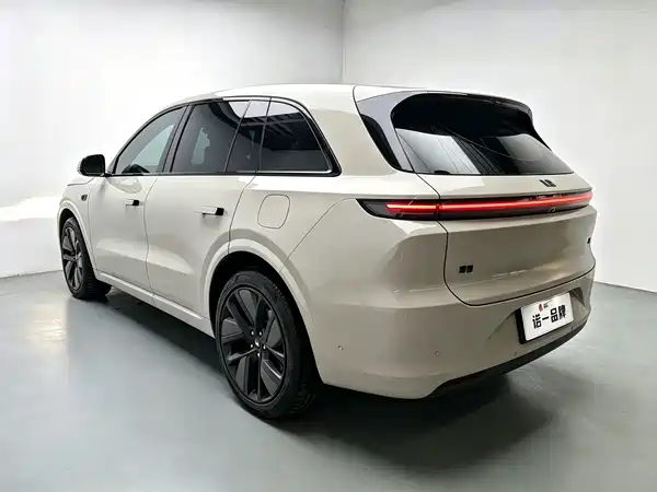 Li Auto L6 2024