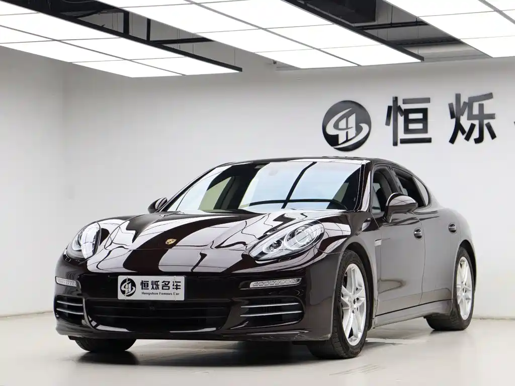 Porsche Panamera 2014 — фото 30