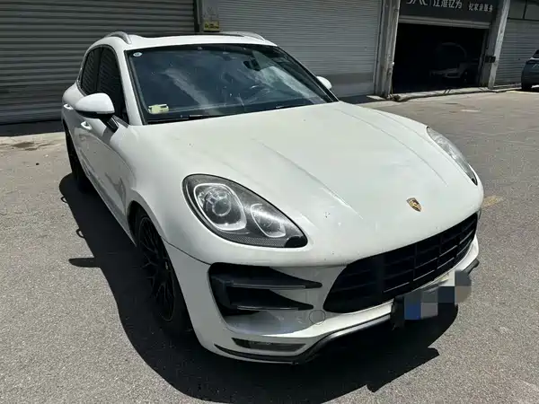 Porsche Macan 2016