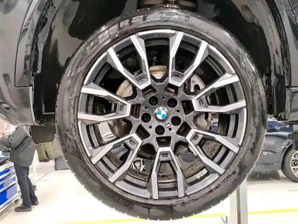 BMW X5 2023