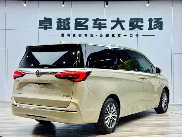 Buick GL8 2021