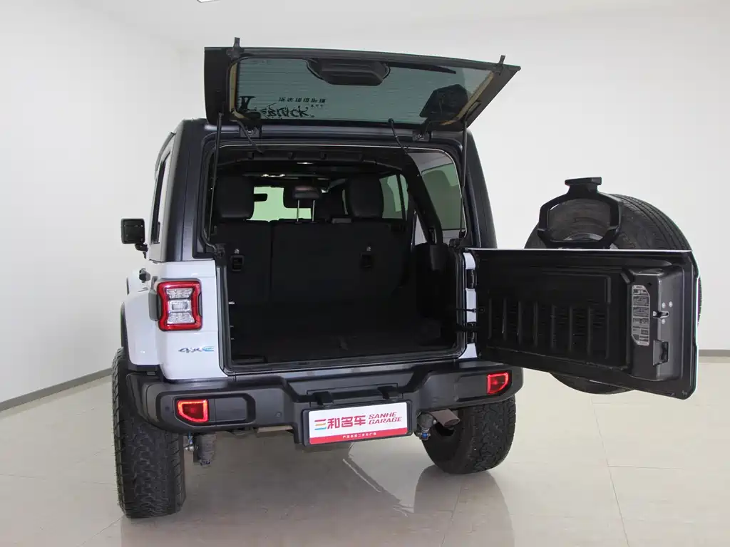 Jeep Wrangler PHEV 2021 — фото 13