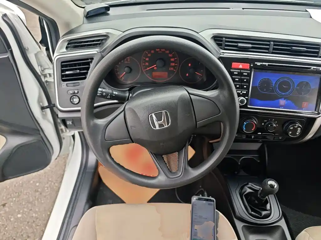 Honda City 2017 — фото 11