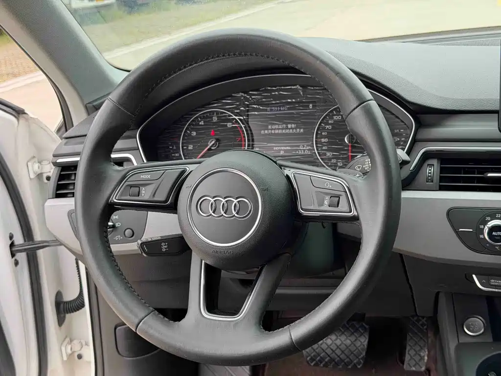 Audi A4L 2017 — фото 13