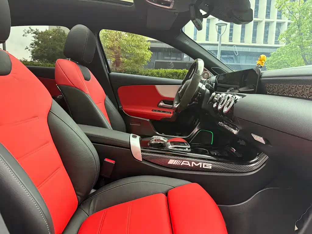 Mercedes-Benz A-Class AMG 2024 — фото 21