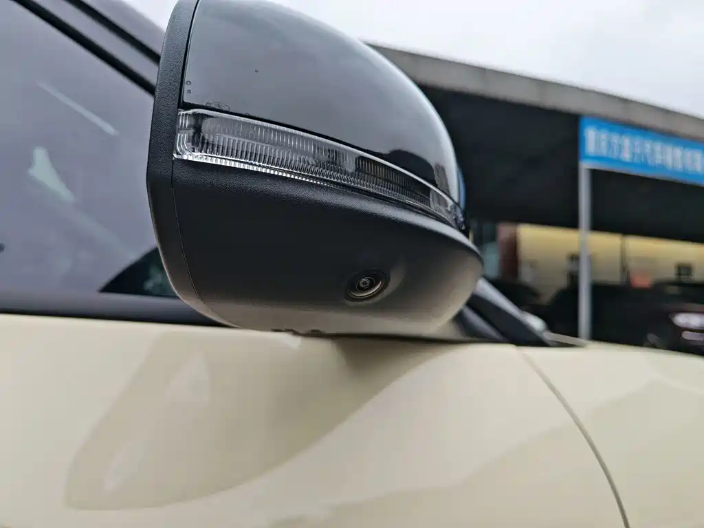 Geely Galaxy Starwish 2025 — фото 29