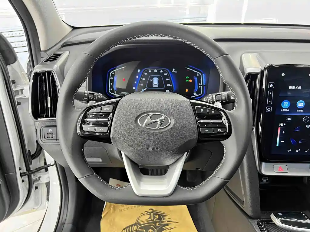 Hyundai ix35 2022 — фото 11