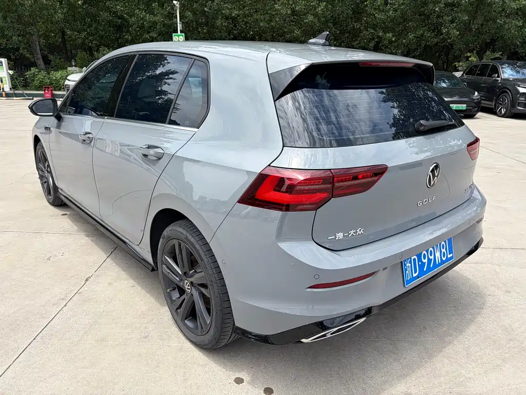 Volkswagen Golf 2022