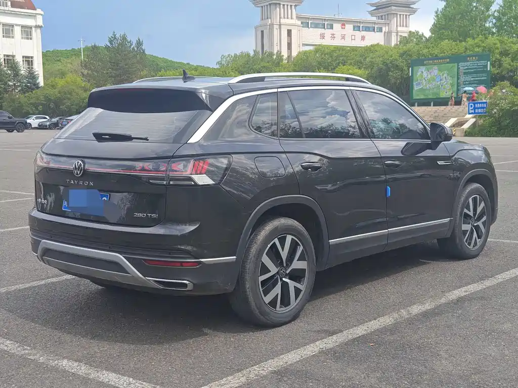 Volkswagen Tayron 2023
