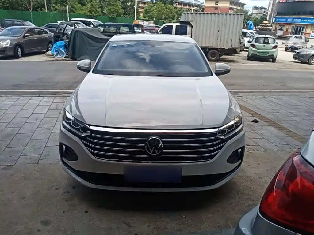 Volkswagen Lavida 2022