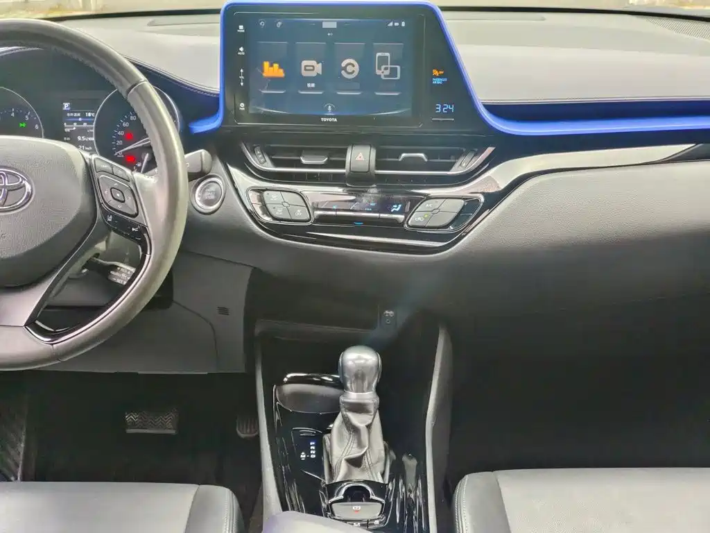 Toyota IZOA 2019 — фото 12