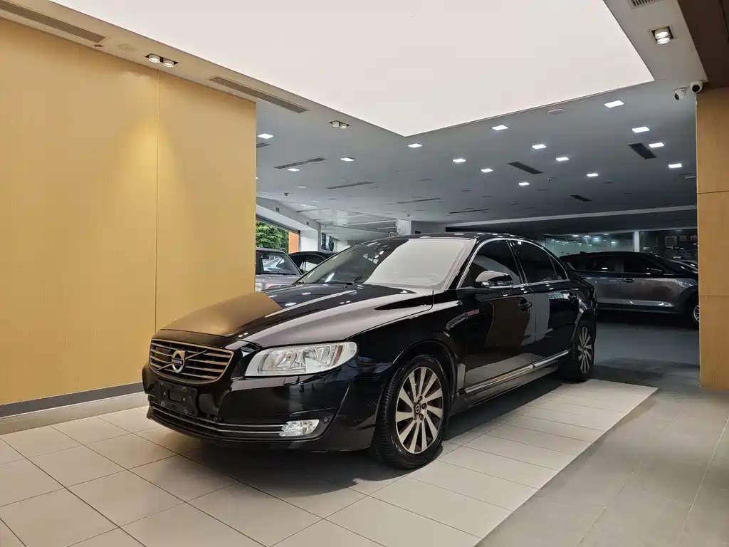 Volvo S80L 2015