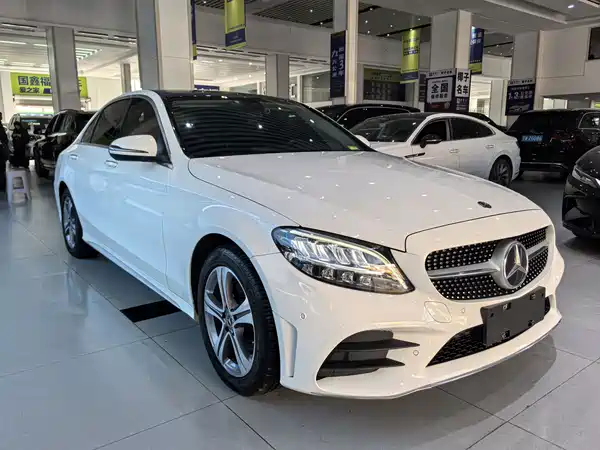 Mercedes-Benz C-Class 2021