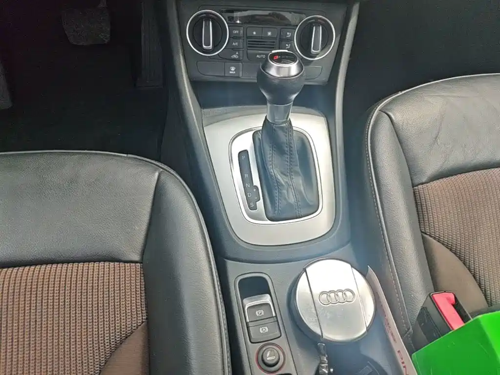 Audi Q3 2016 — фото 14