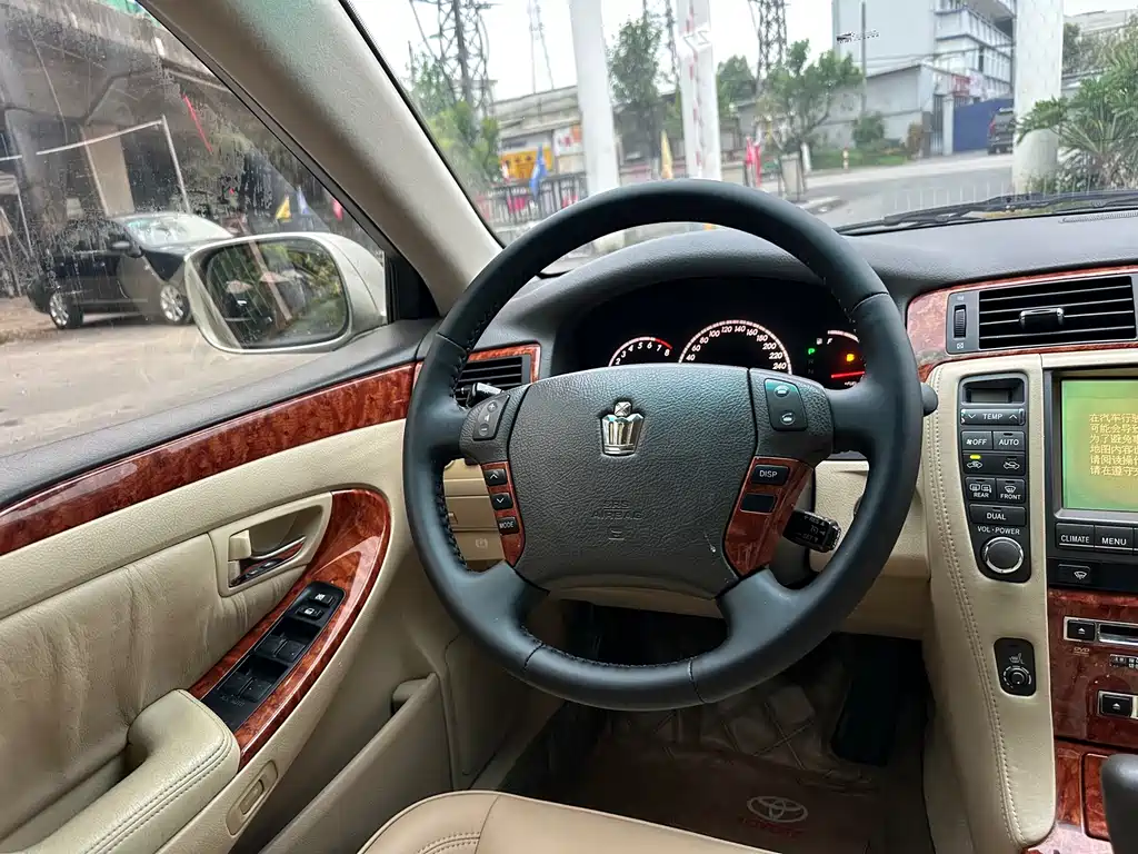 Toyota Crown 2006 — фото 20