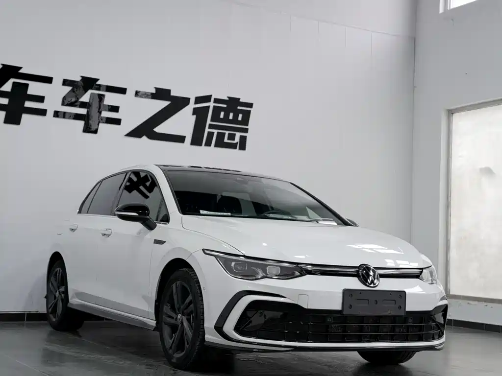Volkswagen Golf 2022