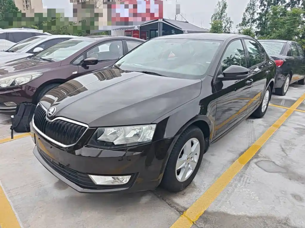 Skoda Octavia 2015 — фото 2