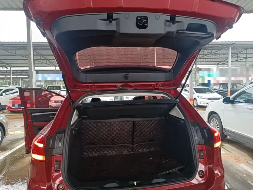 Haval H2s 2018 — фото 19