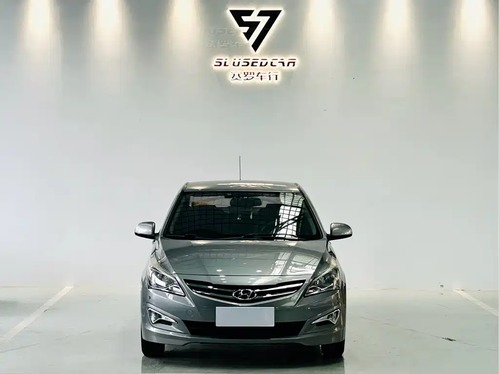 Hyundai Verna 2015 — фото 2