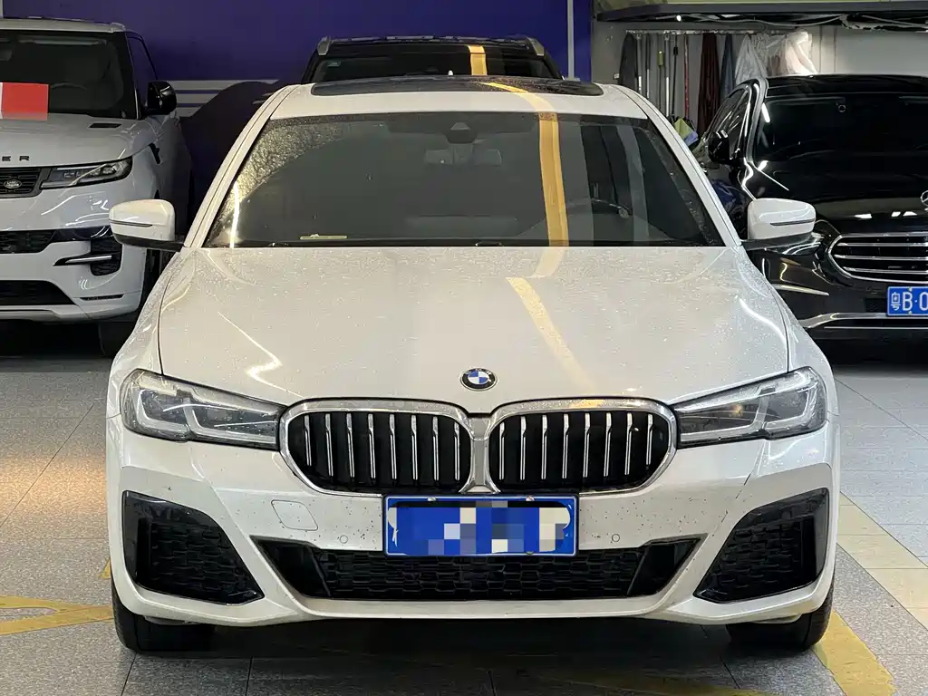 BMW 5 Series 2023