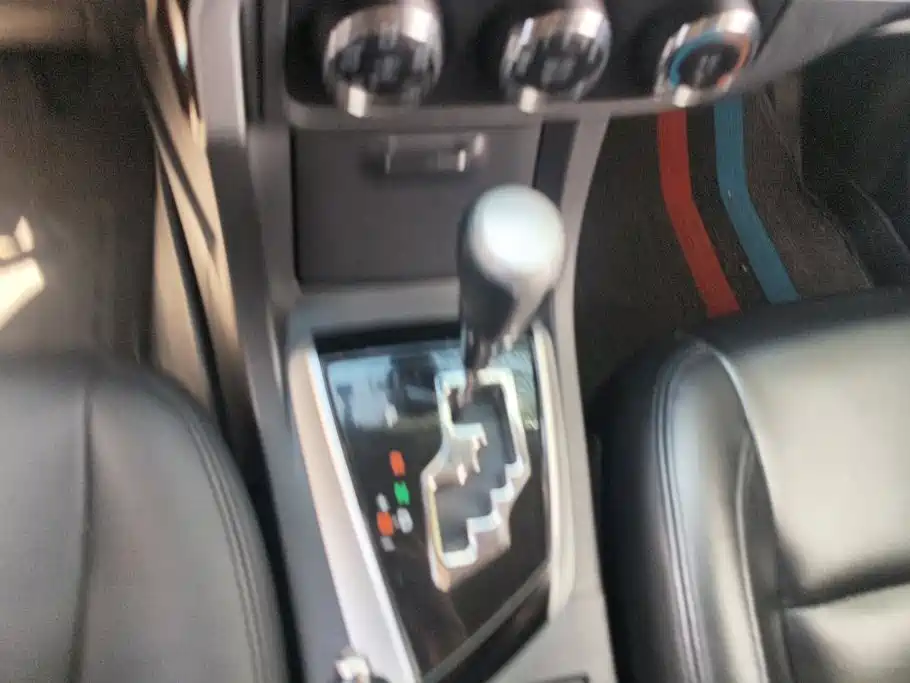 Toyota Corolla 2017 — фото 16