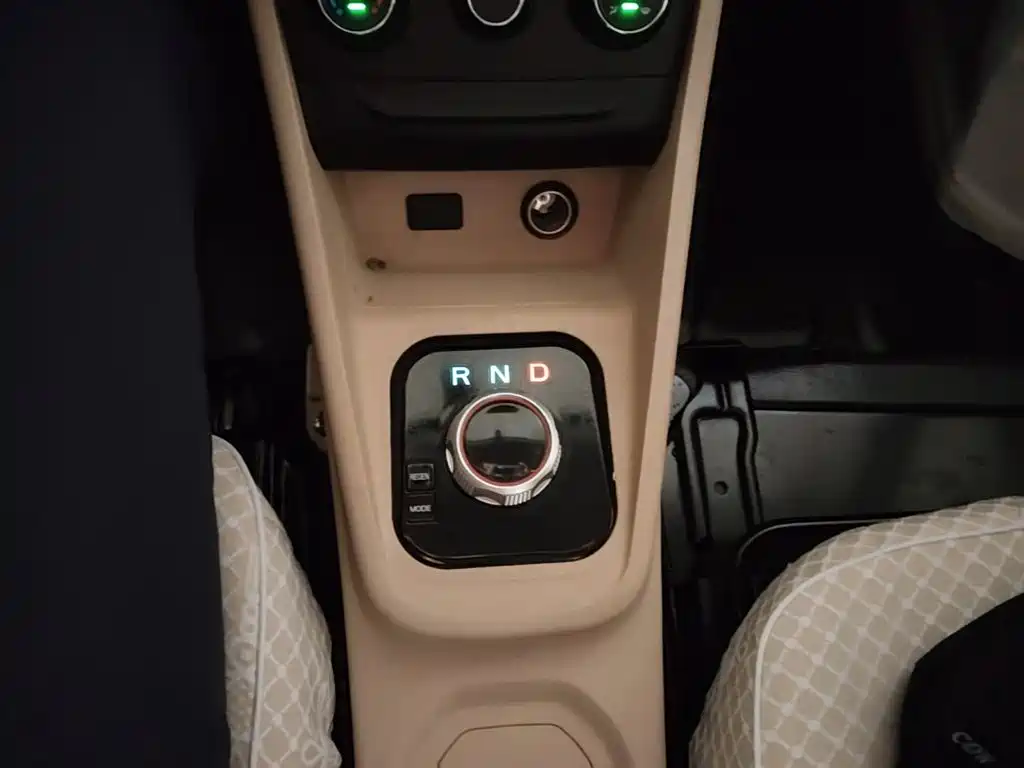 Changan Kuayue Star V7 EV 2023 — фото 14