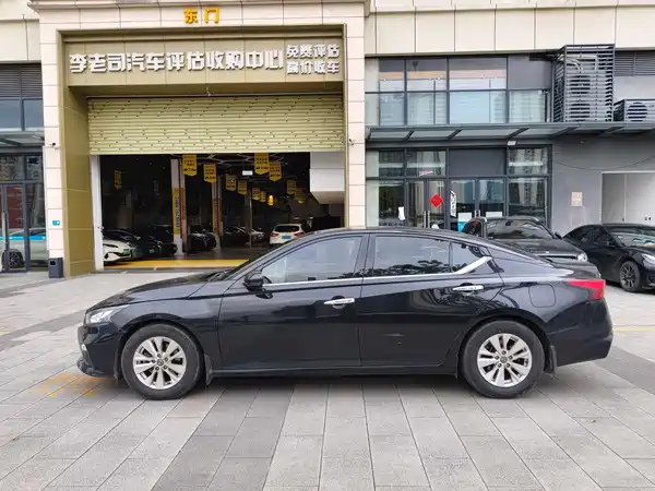 Nissan Teana 2019