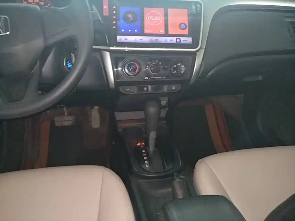 Honda City 2018 — фото 14