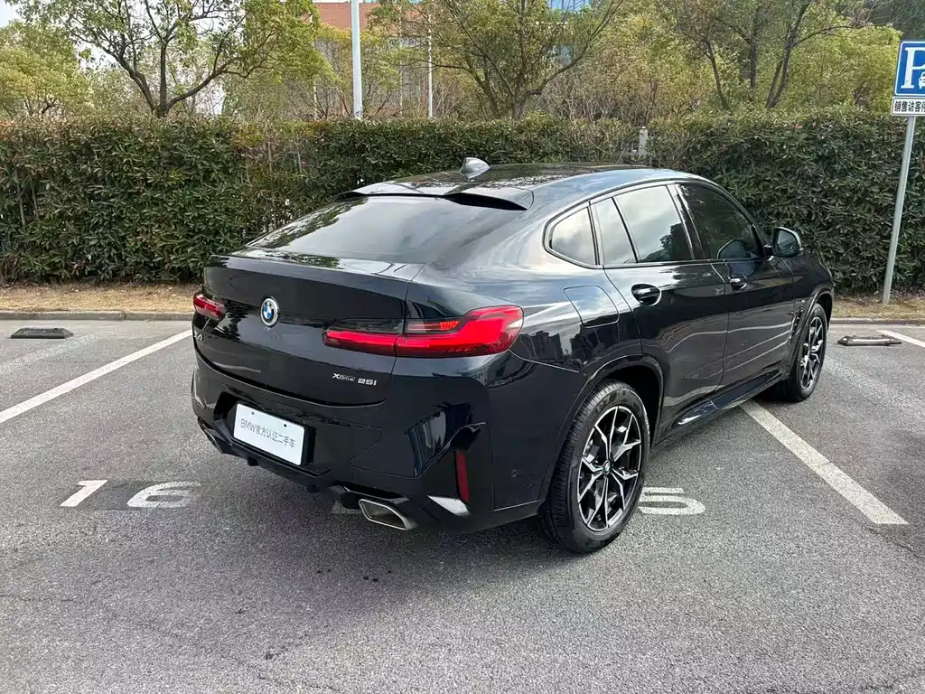 BMW X4 2023 — фото 4