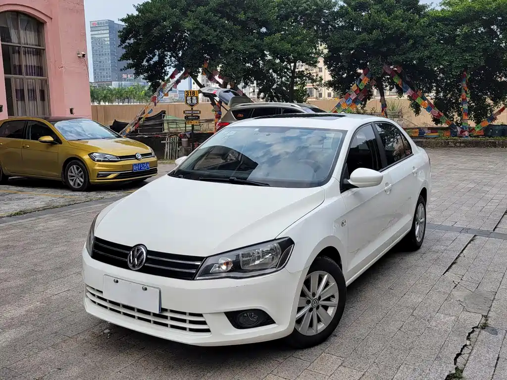 Volkswagen Jetta 2015 — фото 1