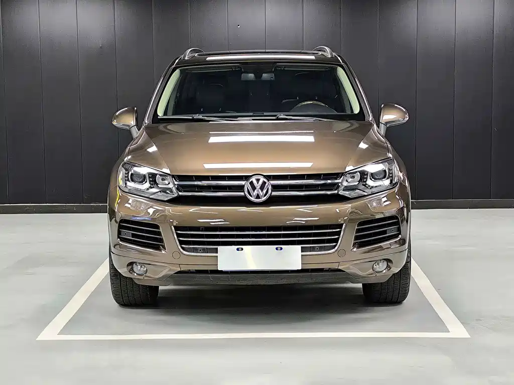 Volkswagen Touareg 2013 — фото 2