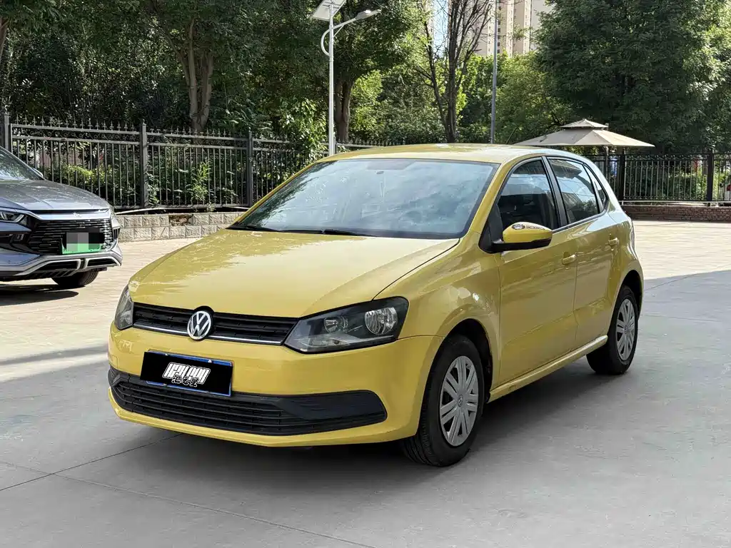 Volkswagen Polo 2015
